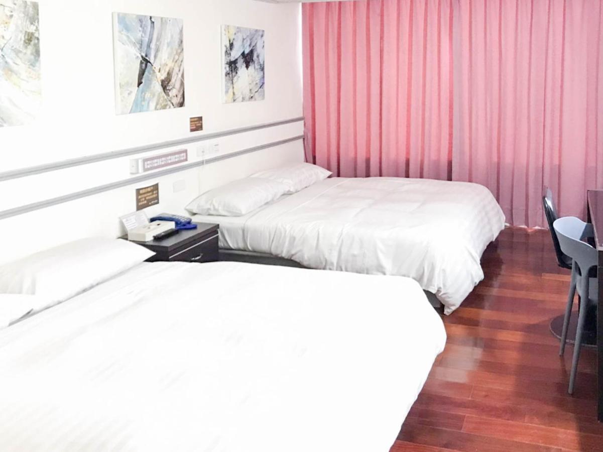Fudi Hotel Đài Trung Ngoại thất bức ảnh