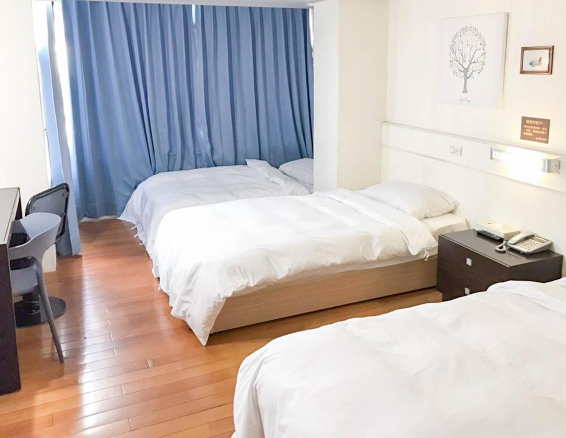 Fudi Hotel Đài Trung Ngoại thất bức ảnh